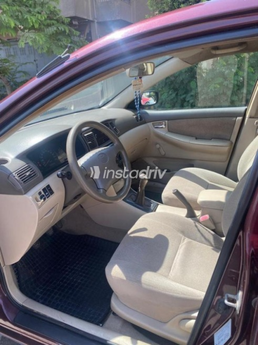 Toyota Corolla 2004 Dark Red Automatic Used for Sale in Cairo - 4