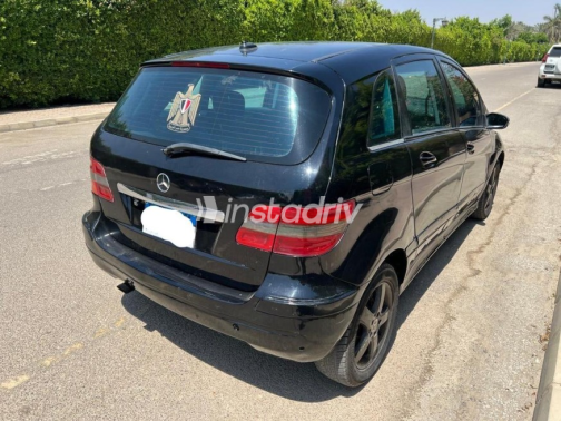 مرسيدس B 150 2007 أسود أوتوماتيك مستعملة للبيع في مدينة نصر - 3