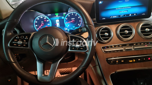 مرسيدس GLC 200 2020 أسود أوتوماتيك مستعملة للبيع في القاهرة الكبرى ( القاهرة - الجيزة) - 3