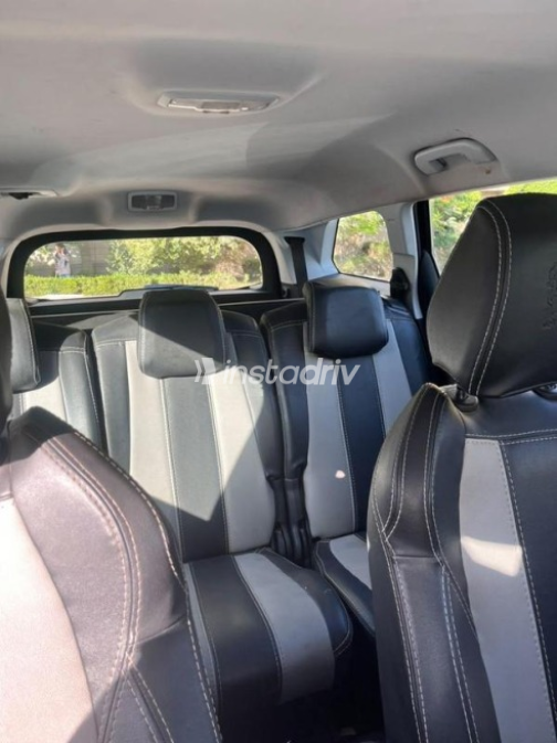 Peugeot 3008 2019 White Automatic Used for Sale in Greater Cairo ( Cairo + Giza) - 4