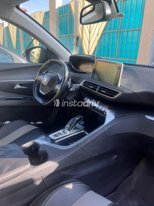 Peugeot 3008 2019 White Automatic Used for Sale in Greater Cairo ( Cairo + Giza) - 7