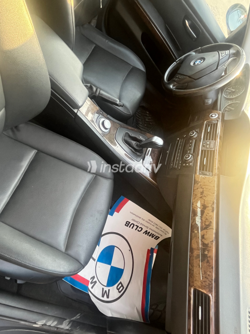 BMW 320 2009 Black Automatic Used for Sale in Greater Cairo ( Cairo + Giza) - 2