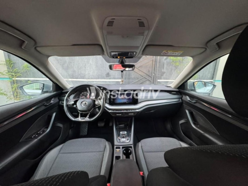Skoda Octavia A8 2021 White Automatic Used for Sale in Greater Cairo ( Cairo + Giza) - 8