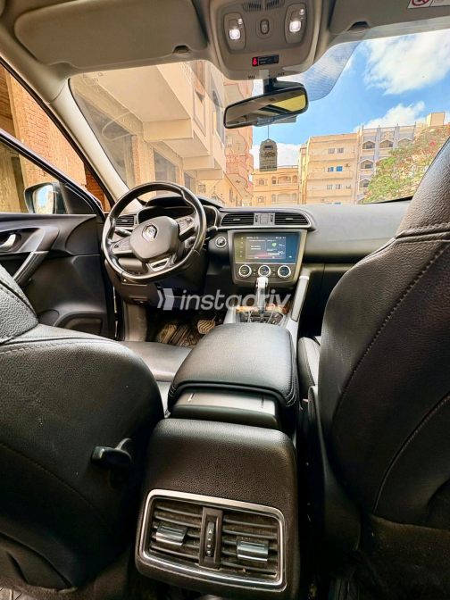 Renault Kadjar 2021 Dark Gray Automatic Used for Sale in Greater Cairo ( Cairo + Giza) - 7