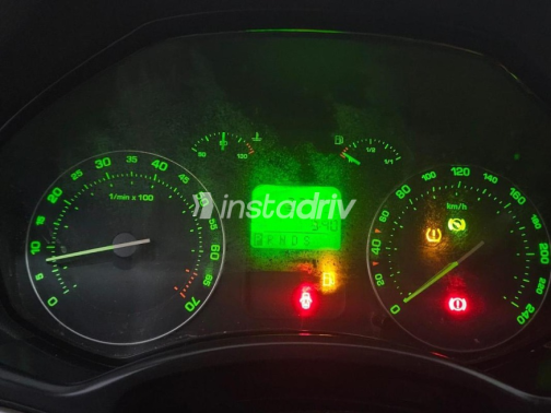 Skoda Octavia 2009 Silver Automatic Used for Sale in El Mahalla - 10