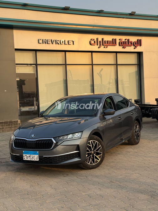 سكودا اوكتافيا 2026 رمادي غامق أوتوماتيك مستعملة للبيع في القاهرة الكبرى ( القاهرة - الجيزة) - 2