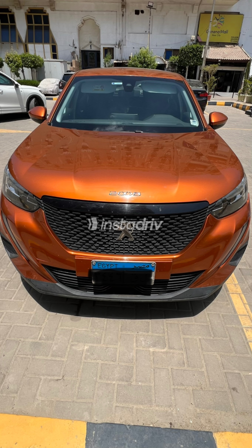 Peugeot 2008 2021 Orange Automatic Used for Sale in Greater Cairo ( Cairo + Giza) - 2