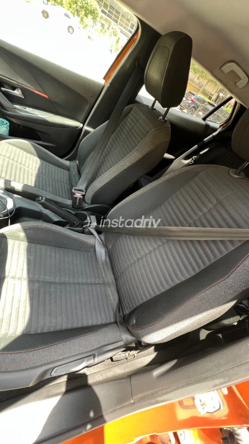 Peugeot 2008 2021 Orange Automatic Used for Sale in Greater Cairo ( Cairo + Giza) - 7