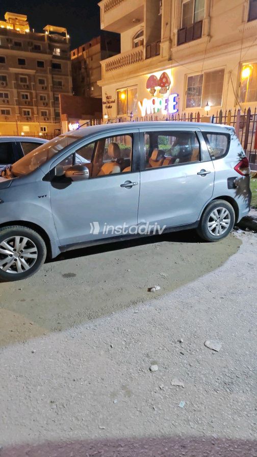 Suzuki Ertiga 2019 White Automatic Used for Sale in Greater Cairo ( Cairo + Giza) - 5