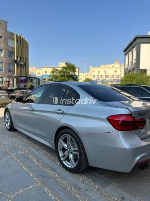 بي ام دبليو 320 2019 فضي أوتوماتيك مستعملة للبيع في مدينة الشيخ زايد - 3