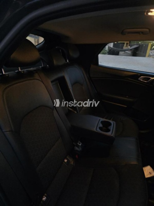 Kia Xceed 2022 White Automatic Used for Sale in Greater Cairo ( Cairo + Giza) - 3