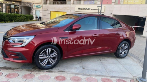 Renault Megane 2023 Dark Red Automatic Used for Sale in Cairo - 10