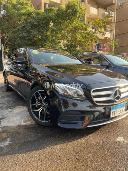 مرسيدس E 350 2019 أسود أوتوماتيك مستعملة للبيع في مدينة نصر - 2