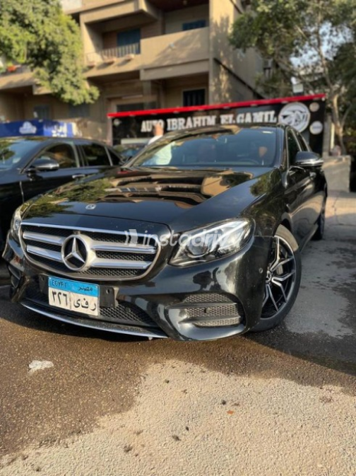 مرسيدس E 350 2019 أسود أوتوماتيك مستعملة للبيع في مدينة نصر - 3