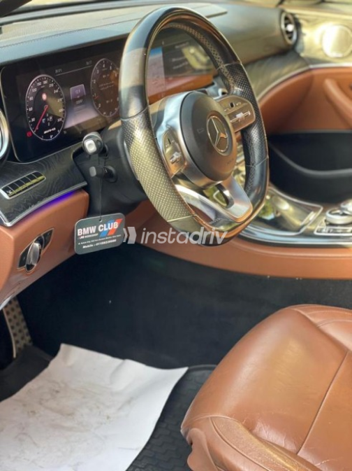 مرسيدس E 350 2019 أسود أوتوماتيك مستعملة للبيع في مدينة نصر - 7