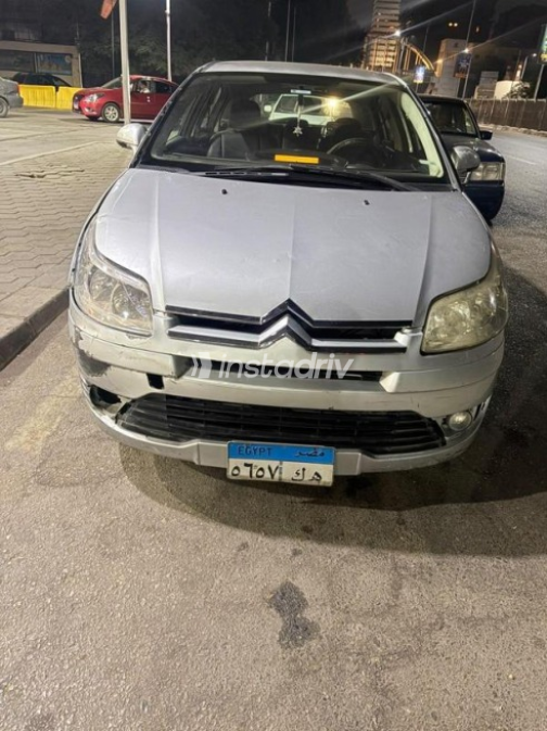 Citroën C4 2006 Silver Automatic Used for Sale in Shobra - 4
