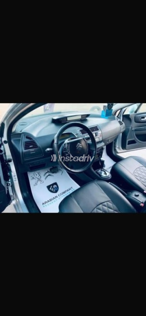 Citroën C4 2006 Silver Automatic Used for Sale in Shobra - 7