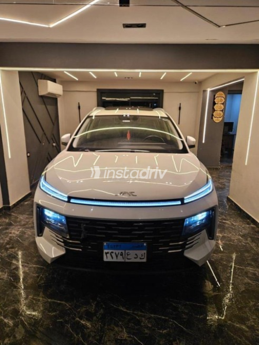 جاك JS6 2026 أبيض أوتوماتيك مستعملة للبيع في القاهرة - 1