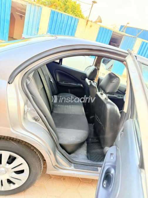 Nissan Sunny 2015 Gray Automatic Used for Sale in Greater Cairo ( Cairo + Giza) - 10
