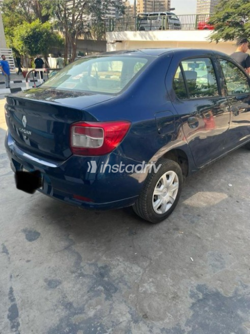 Renault Logan 2016 Blue Automatic Used for Sale in Cairo - 3