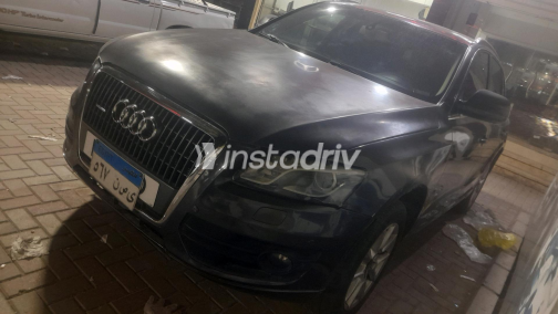 Audi Q5 2010 Black Automatic Used for Sale in Greater Cairo ( Cairo + Giza) - 3