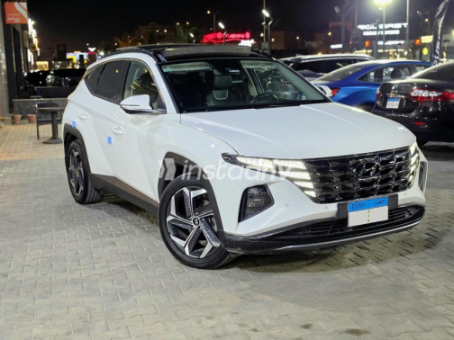 Hyundai Tucson GDI 2021 White Automatic Used for Sale in Nasr city - 2