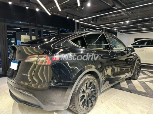 تسلا Model Y 2023 أسود أوتوماتيك مستعملة للبيع في شيراتون - 5