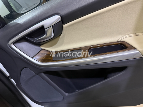 فولفو S60 2018 أبيض أوتوماتيك مستعملة للبيع في القاهرة الكبرى ( القاهرة - الجيزة) - 8
