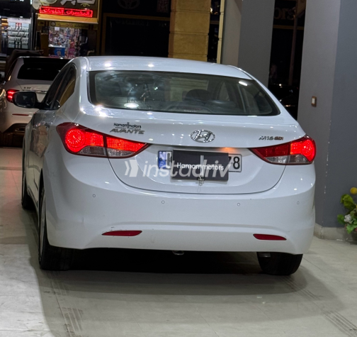 Hyundai Avante 2011 White Automatic Used for Sale in Greater Cairo ( Cairo + Giza) - 6