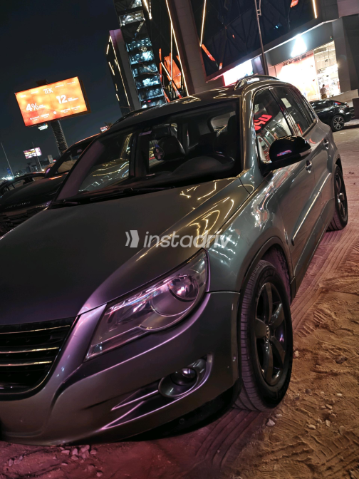 Volkswagen Tiguan 2009 Gray Automatic Used for Sale in Greater Cairo ( Cairo + Giza) - 8