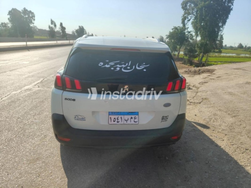 Peugeot 5008 2019 White Automatic Used for Sale in Greater Cairo ( Cairo + Giza) - 4