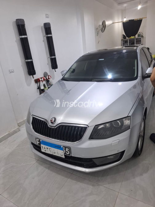 سكودا اوكتافيا A7 2016 فضي أوتوماتيك مستعملة للبيع في القاهرة الكبرى ( القاهرة - الجيزة) - 8