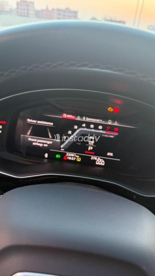 اودي Q8 2025 أسود أوتوماتيك مستعملة للبيع في القاهرة - 6