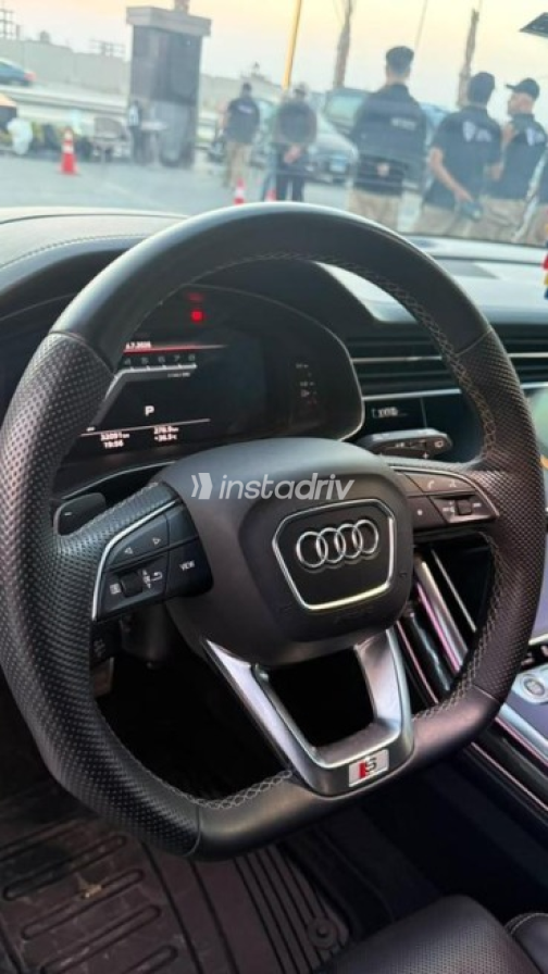 اودي Q8 2025 أسود أوتوماتيك مستعملة للبيع في القاهرة - 10