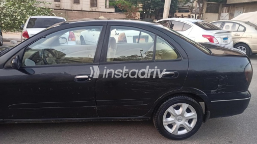 Nissan Sunny 2010 Black Automatic Used for Sale in Heliopolis - 2