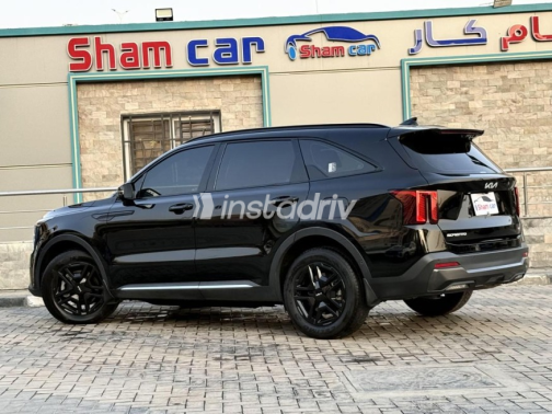 كيا سورينتو 2024 أسود أوتوماتيك مستعملة للبيع في مدينة نصر - 2