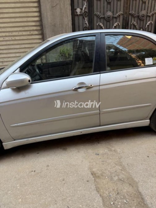Kia Cerato 2005 Silver Automatic Used for Sale in Shibin el Kom  - 5
