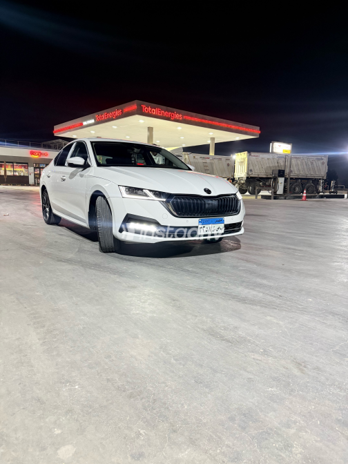 Skoda Octavia 2023 White Automatic Used for Sale in Greater Cairo ( Cairo + Giza) - 2