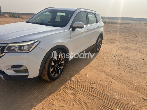 بريليانس V6 2021 أبيض أوتوماتيك مستعملة للبيع في القاهرة الكبرى ( القاهرة - الجيزة) - 4