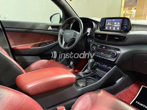 Hyundai Tucson 2020 Champagne Automatic Used for Sale in Greater Cairo ( Cairo + Giza) - 5