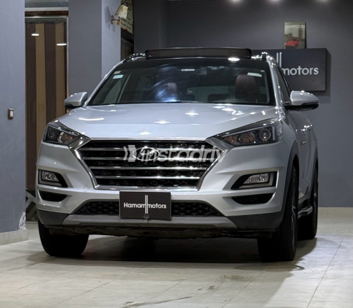 Hyundai Tucson 2020 Champagne Automatic Used for Sale in Greater Cairo ( Cairo + Giza) - 7
