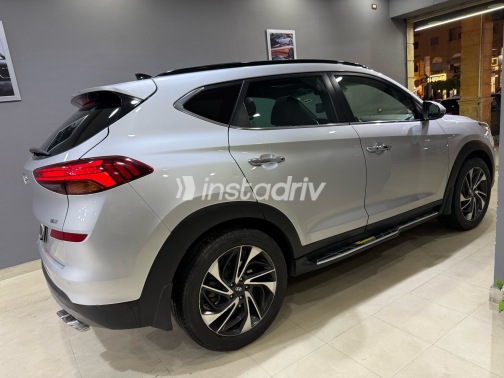 Hyundai Tucson 2020 Champagne Automatic Used for Sale in Greater Cairo ( Cairo + Giza) - 10