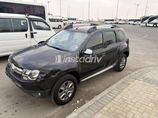 Renault Duster 2017 White Automatic Used for Sale in Greater Cairo ( Cairo + Giza) - 1
