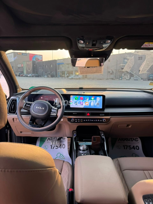 Kia Sorento 2024 Black Automatic Used for Sale in Greater Cairo ( Cairo + Giza) - 3