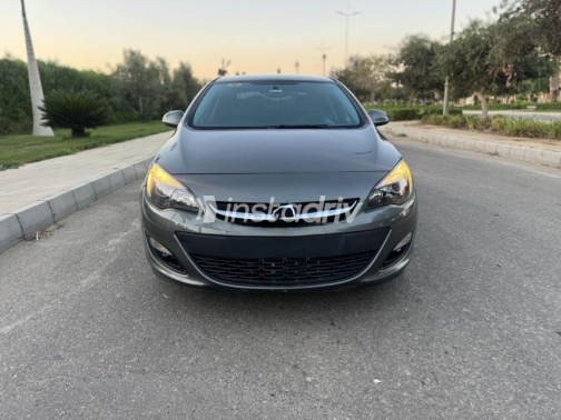 Opel Astra 2021 Gray Automatic Used for Sale in Cairo - 2