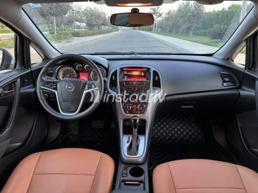 Opel Astra 2021 Gray Automatic Used for Sale in Cairo - 8