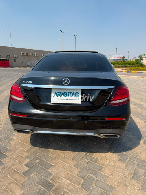 مرسيدس E 200 2019 أسود أوتوماتيك مستعملة للبيع في القاهرة الكبرى ( القاهرة - الجيزة) - 2