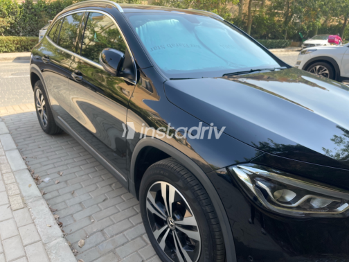مرسيدس CLA 200 2022 أسود أوتوماتيك مستعملة للبيع في القاهرة الكبرى ( القاهرة - الجيزة) - 6