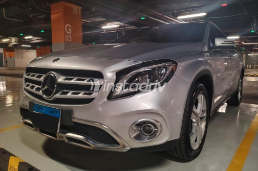 مرسيدس GLA 200 2019 فضي أوتوماتيك مستعملة للبيع في 6 أكتوبر - 1