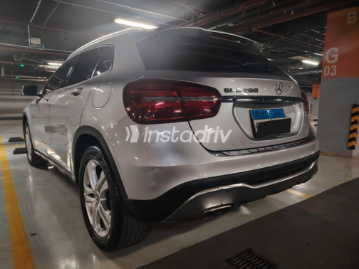 مرسيدس GLA 200 2019 فضي أوتوماتيك مستعملة للبيع في 6 أكتوبر - 6
